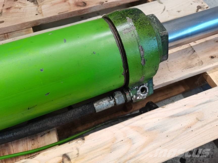 Merlo P 30.7 cylinder actuator Sijos ir savivarčiai