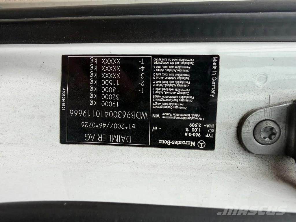Mercedes-Benz Antos 1827 4X2 EURO 6 GESLOTEN BOX MET KLEP Camiones con caja de remolque
