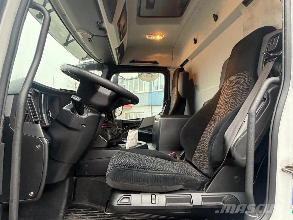 Mercedes-Benz Antos 1827 4X2 EURO 6 GESLOTEN BOX MET KLEP Camiones con caja de remolque