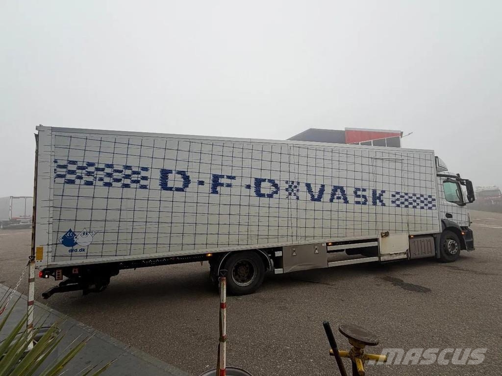 Mercedes-Benz Antos 1827 4X2 EURO 6 GESLOTEN BOX MET KLEP Camiones con caja de remolque