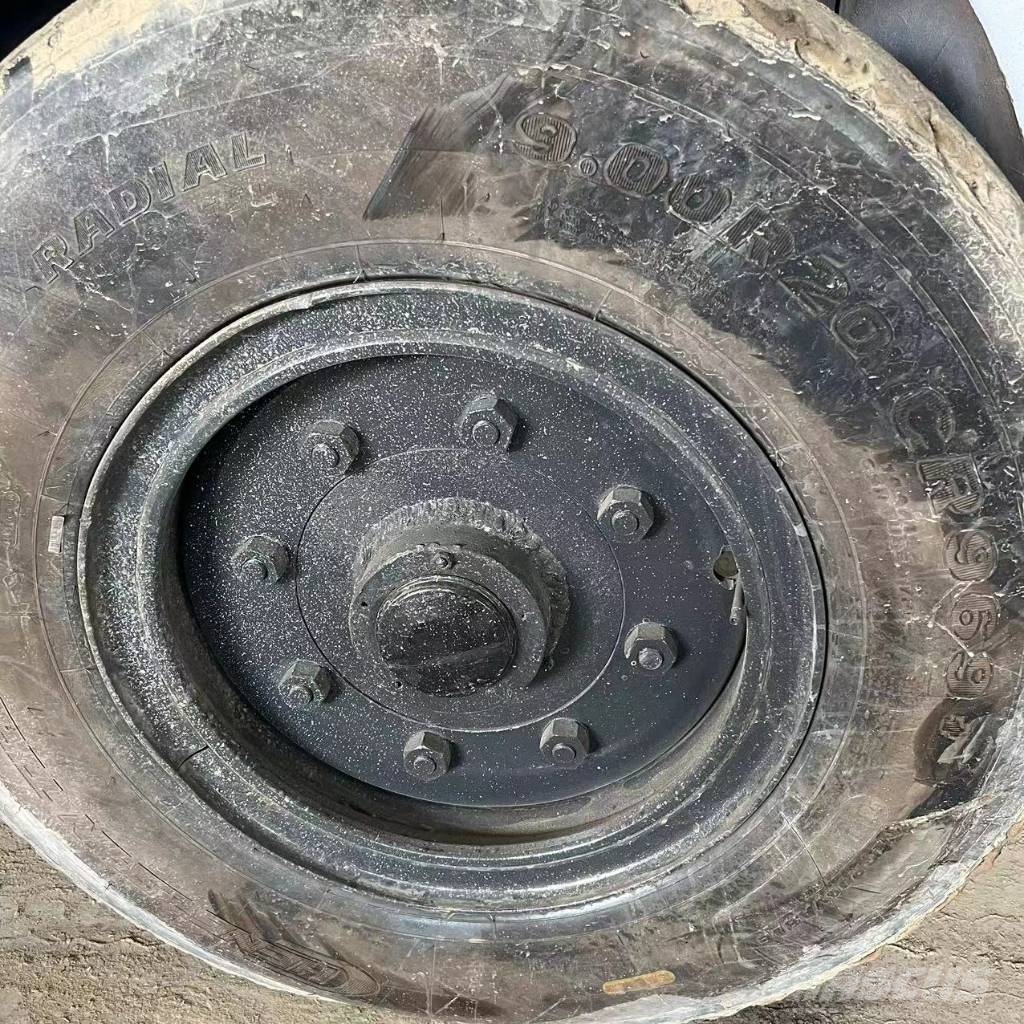 TCM FD 100 شاحنات الديزل