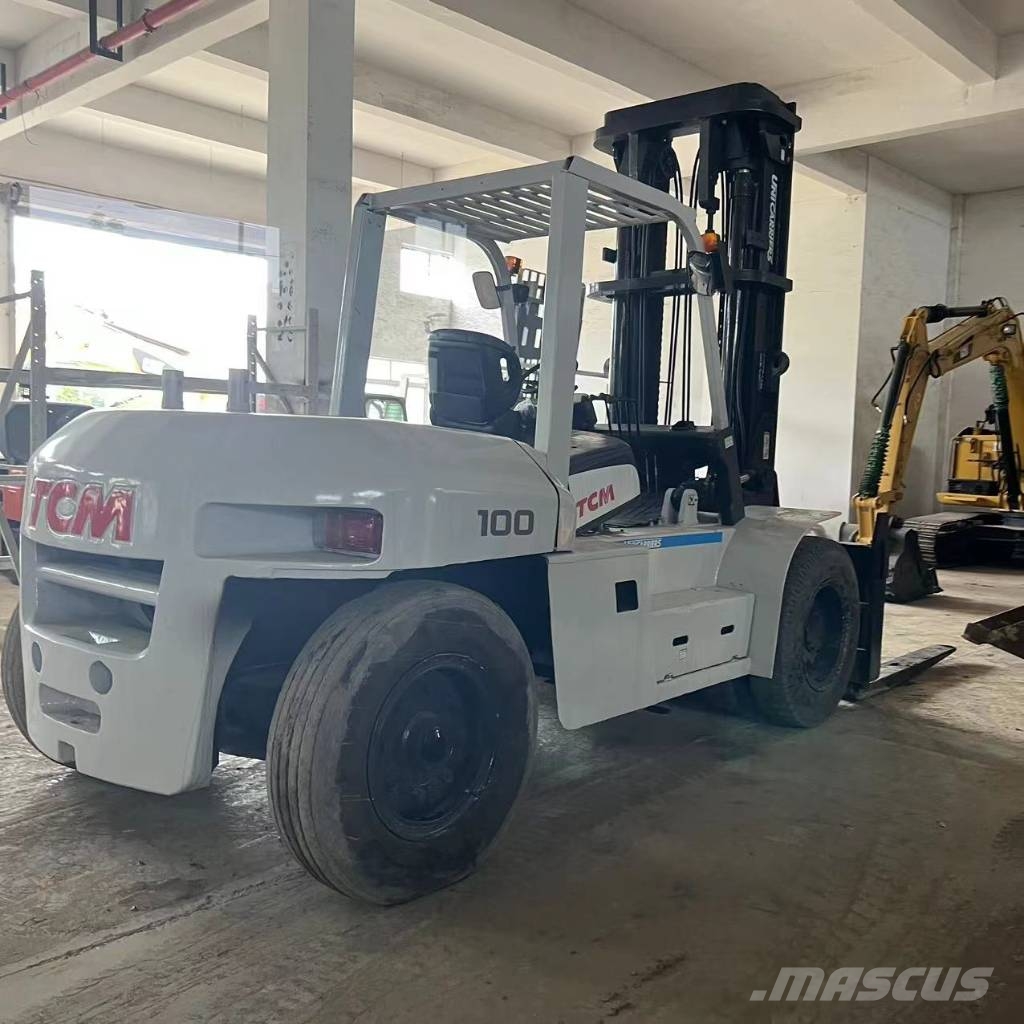 TCM FD 100 شاحنات الديزل
