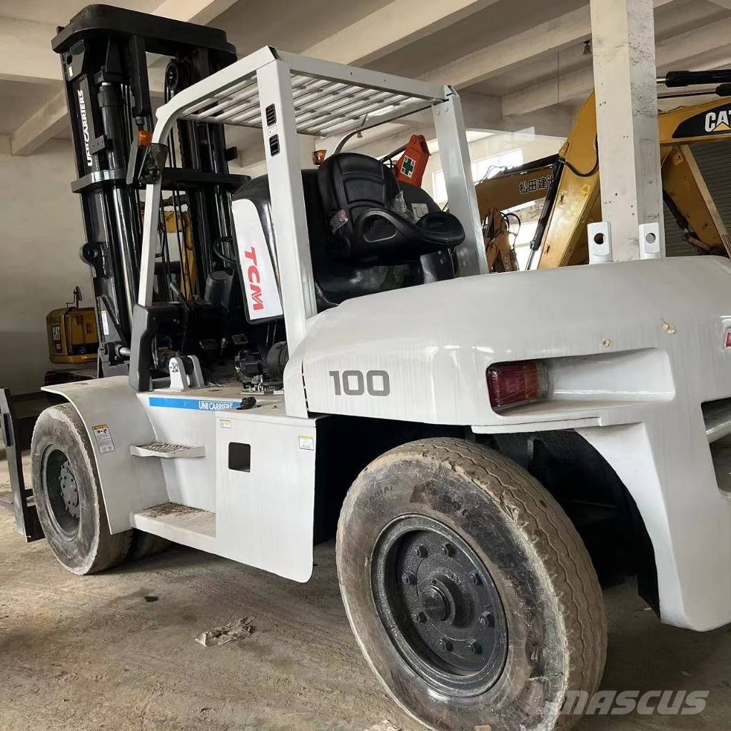 TCM FD 100 شاحنات الديزل