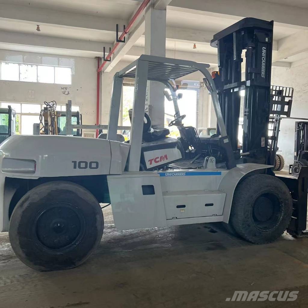 TCM FD 100 شاحنات الديزل
