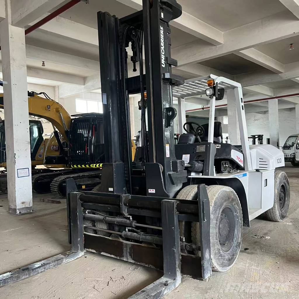 TCM FD 100 شاحنات الديزل