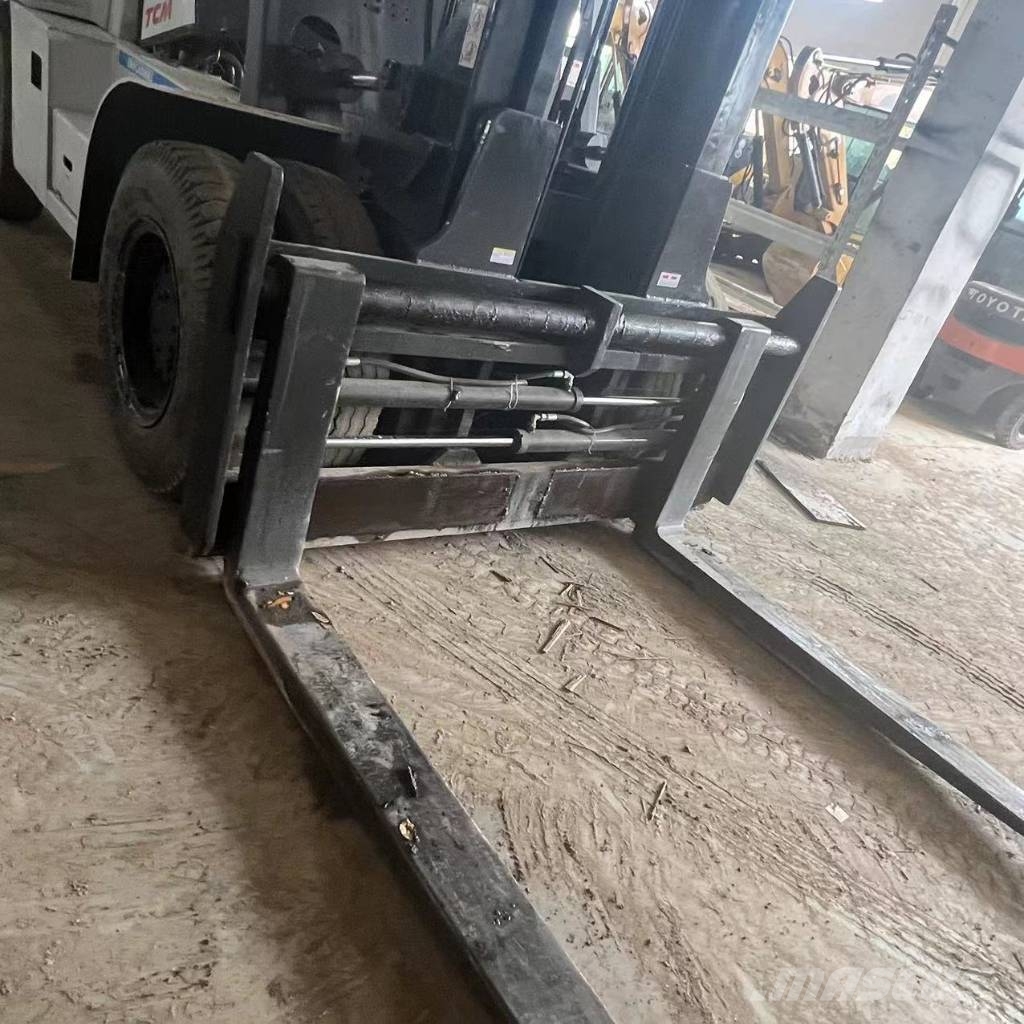 TCM FD 100 شاحنات الديزل