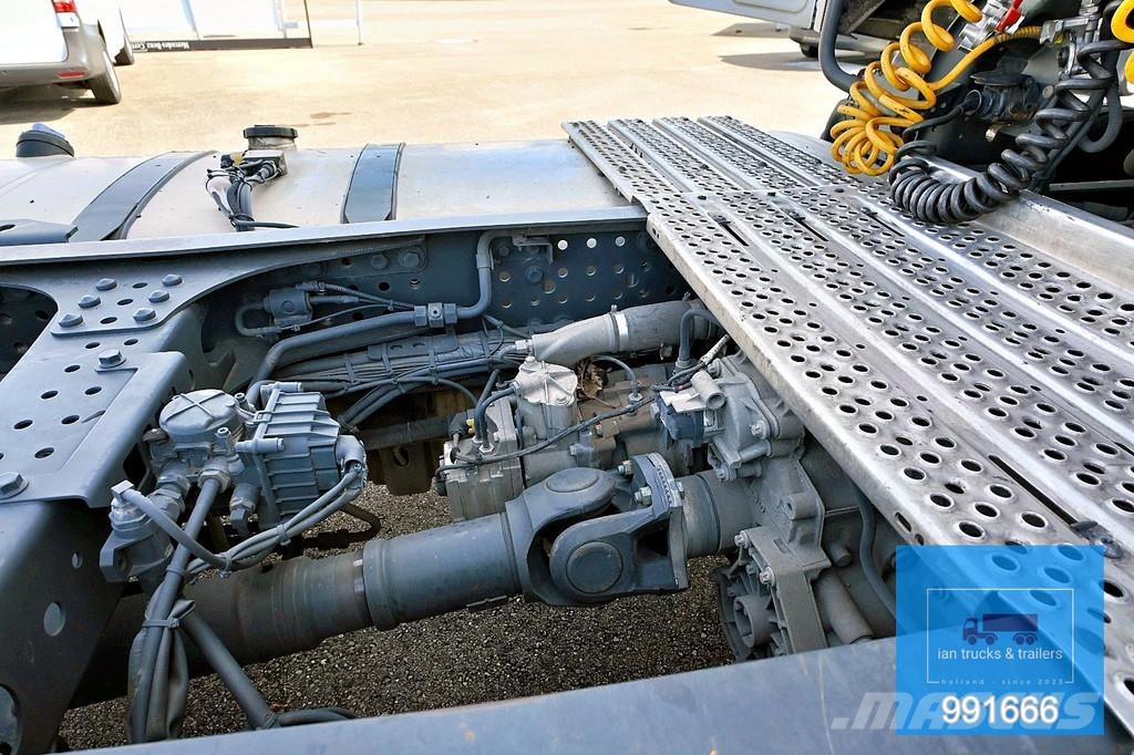 Mercedes-Benz Actros 1843 4X2 RETARDER EURO 6 02/2018 Седельные тягачи
