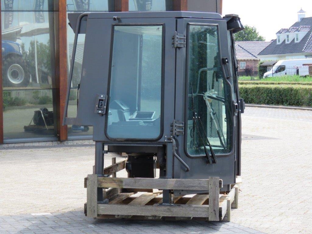 CNH Kabine - CNH CE - 87317280 Kabina i wnętrze