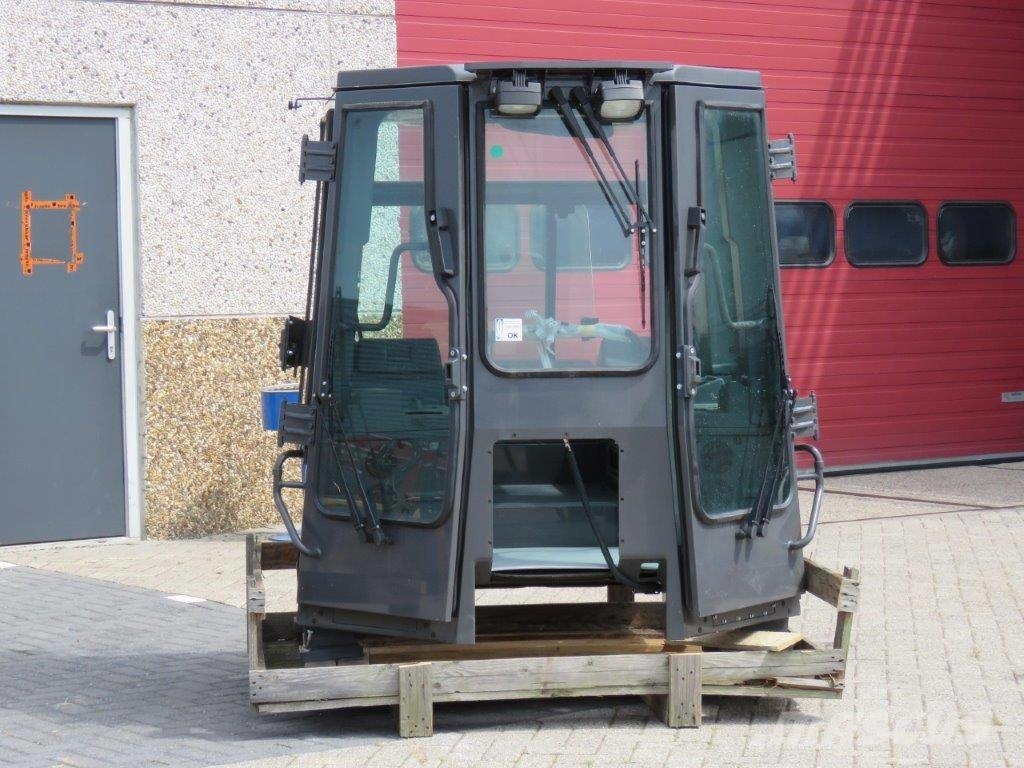 CNH Kabine - CNH CE - 87317280 Kabina i wnętrze