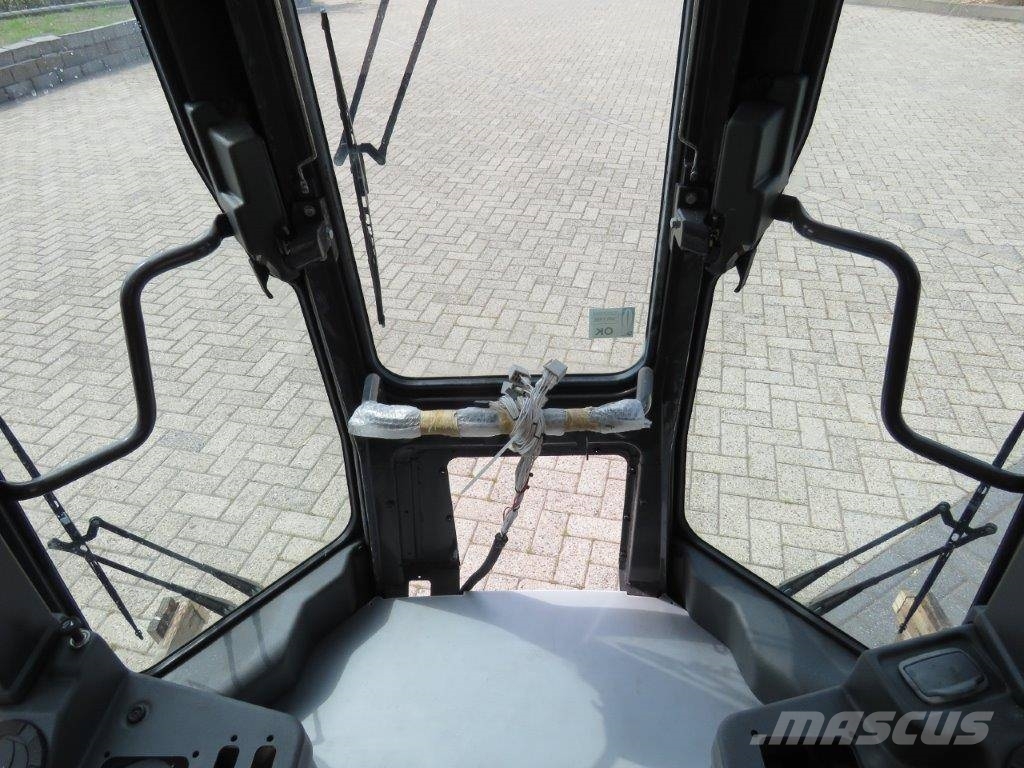 CNH Kabine - CNH CE - 87317280 Kabina i wnętrze
