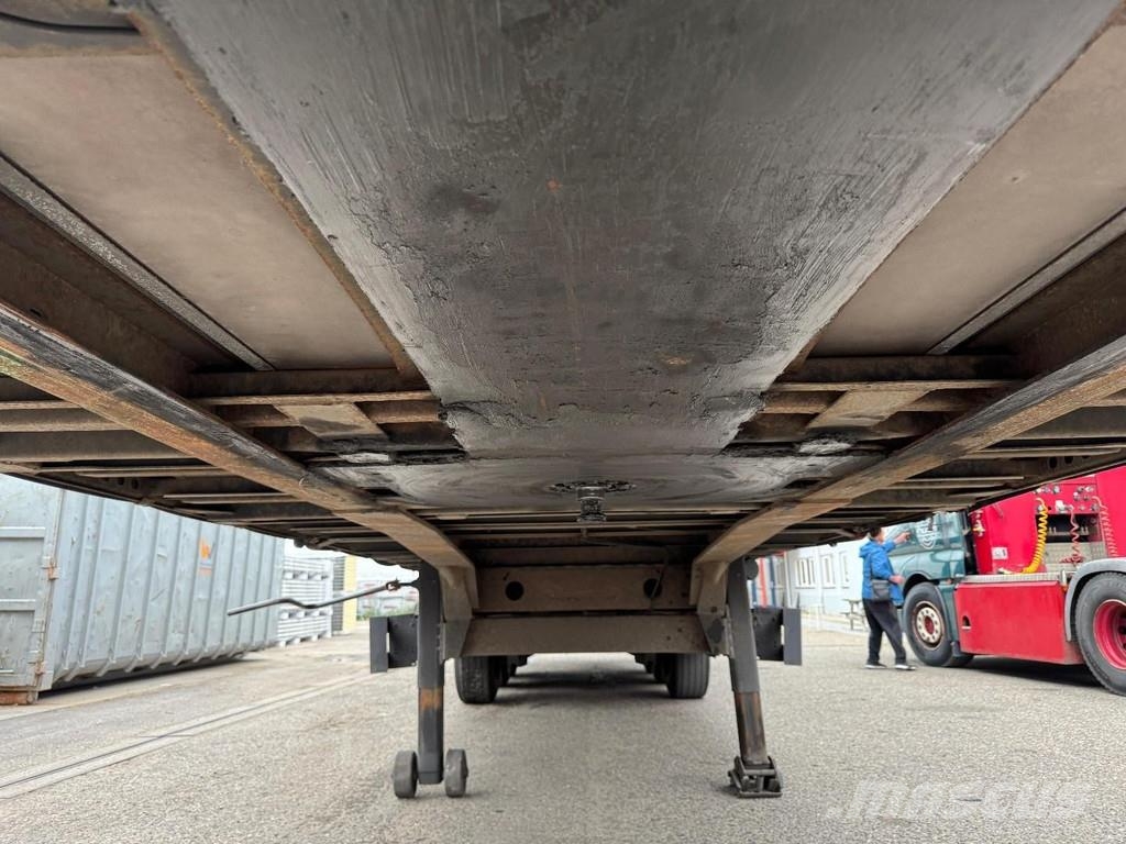 Kögel S24-1 3 AXLE SAF + SLIDING ROOF Tents puspiekabes