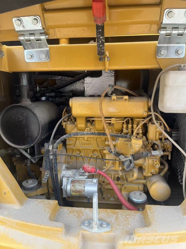 CAT 306 Escavadeiras de esteiras