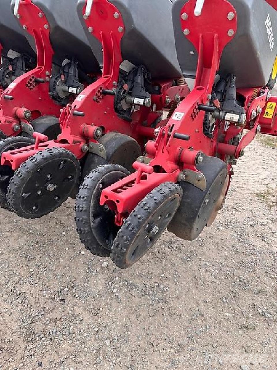 Horsch Maestro 12.50CC Tarkkuuskylvökoneet