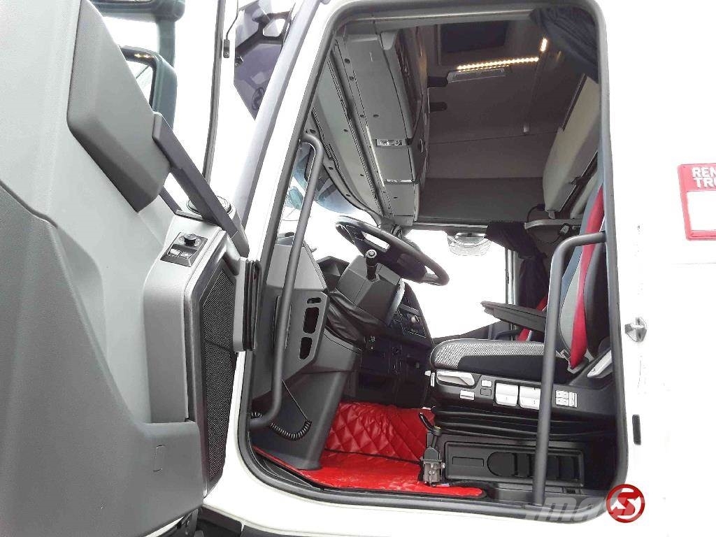Renault T 460 hydraulic 牵引车
