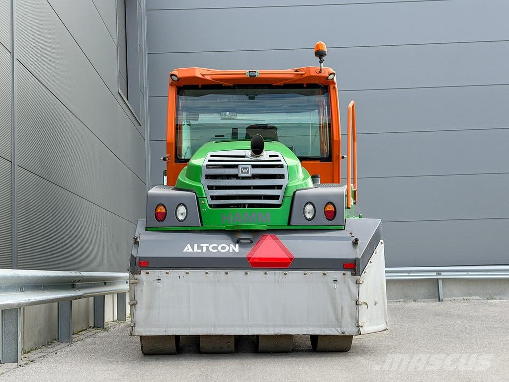 Hamm HP 180I Pneumorehvidega rullid