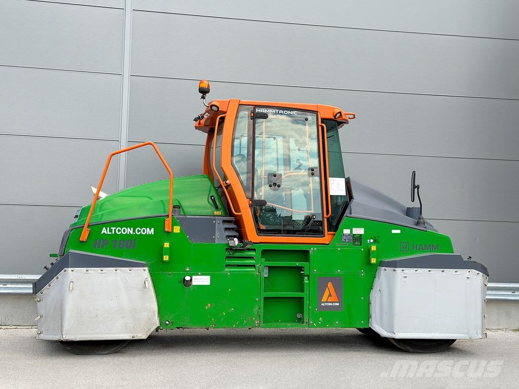 Hamm HP 180I Pneumorehvidega rullid
