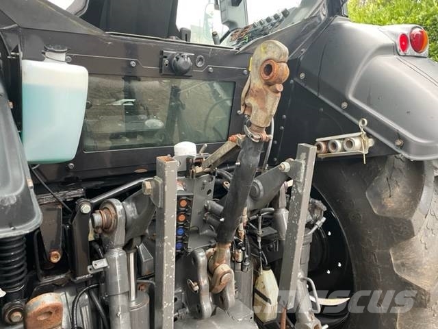 Valtra N123 HiTech-5 트랙터