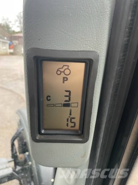 Valtra N123 HiTech-5 트랙터