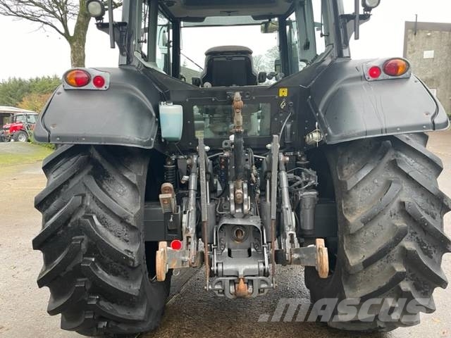 Valtra N123 HiTech-5 트랙터