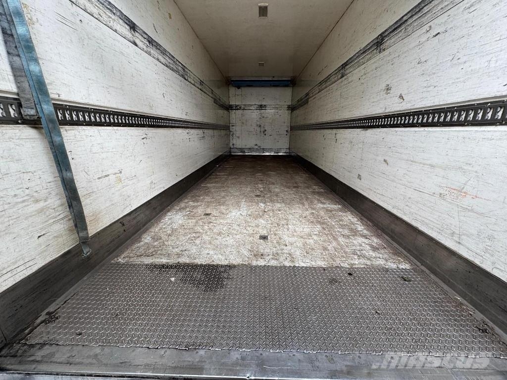 Scania R520 V8 6X2 EURO 6 Retarder + Frigoblock + Hanger Camiões caixa temperatura controlada
