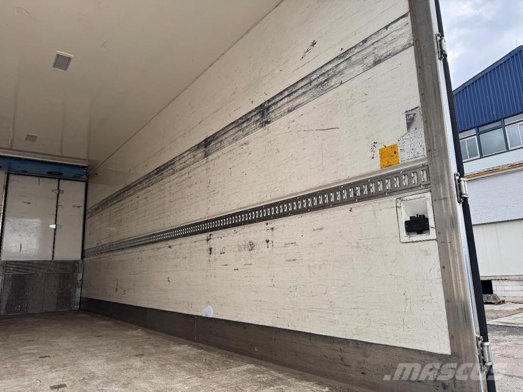 Scania R520 V8 6X2 EURO 6 Retarder + Frigoblock + Hanger Camiões caixa temperatura controlada