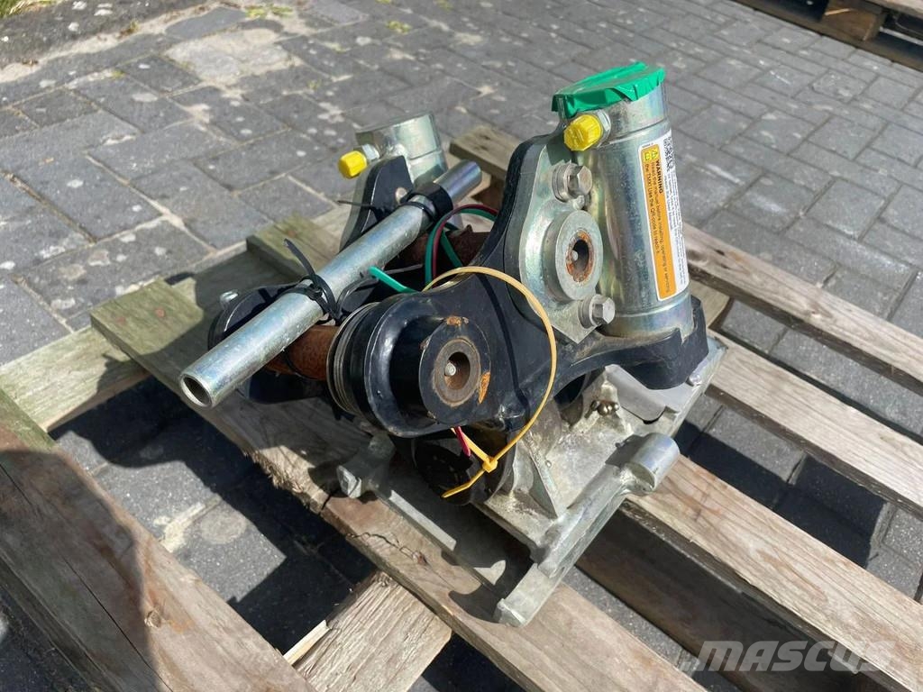 Steelwrist TMX S30 -180HA | TILT QUICKCOUPLER | TILTING COUPL Rotators