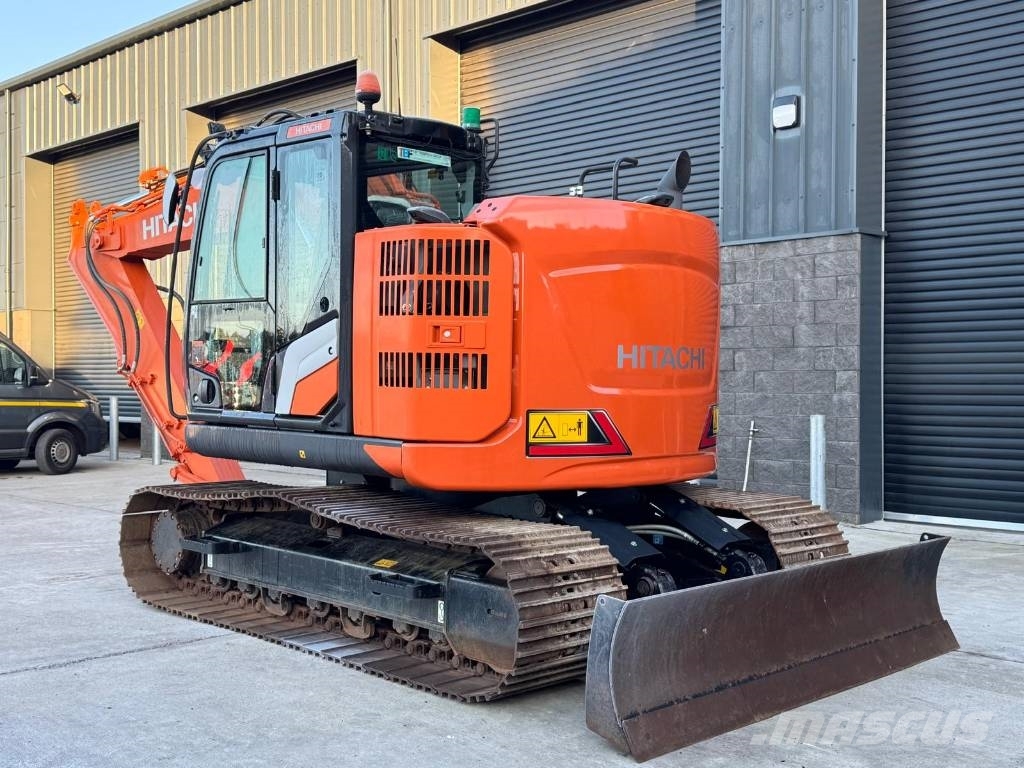 Hitachi ZX 135 US-7, 2025, Omagh, Tyrone, Royaume-Uni - Mascus France