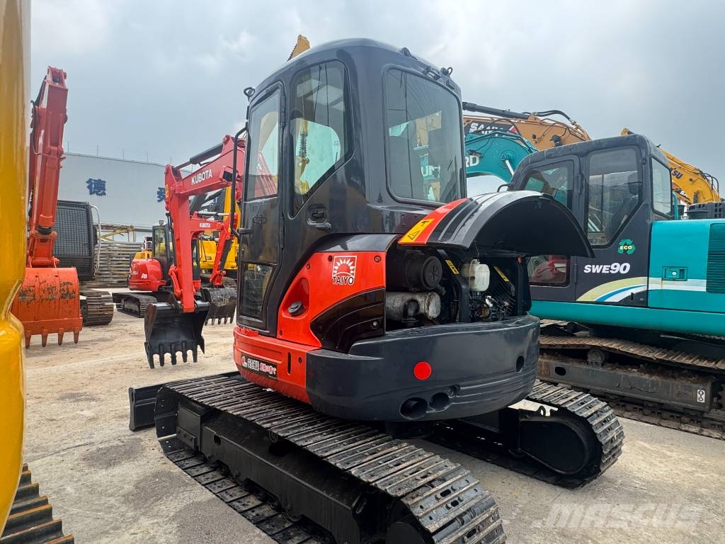 Kubota U55 소형 굴삭기 7톤 미만