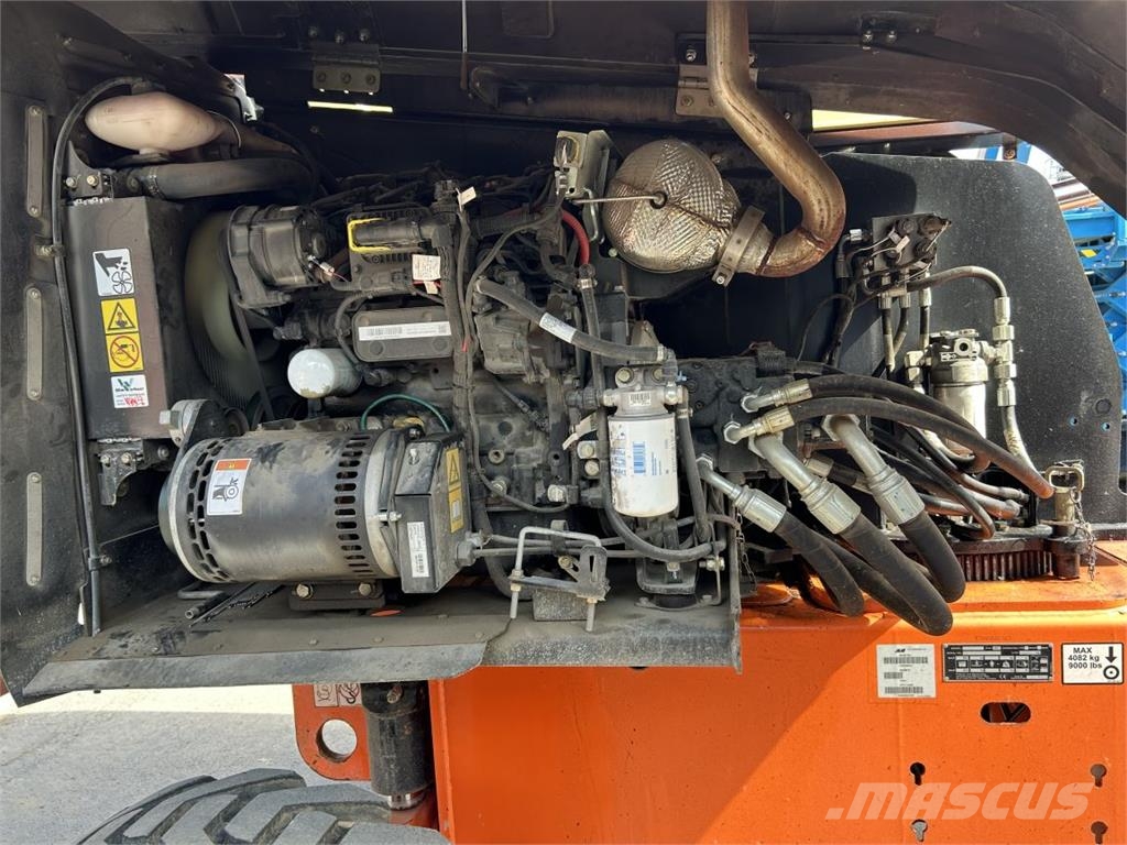 JLG 460SJ (4568) Nacelles télescopiques