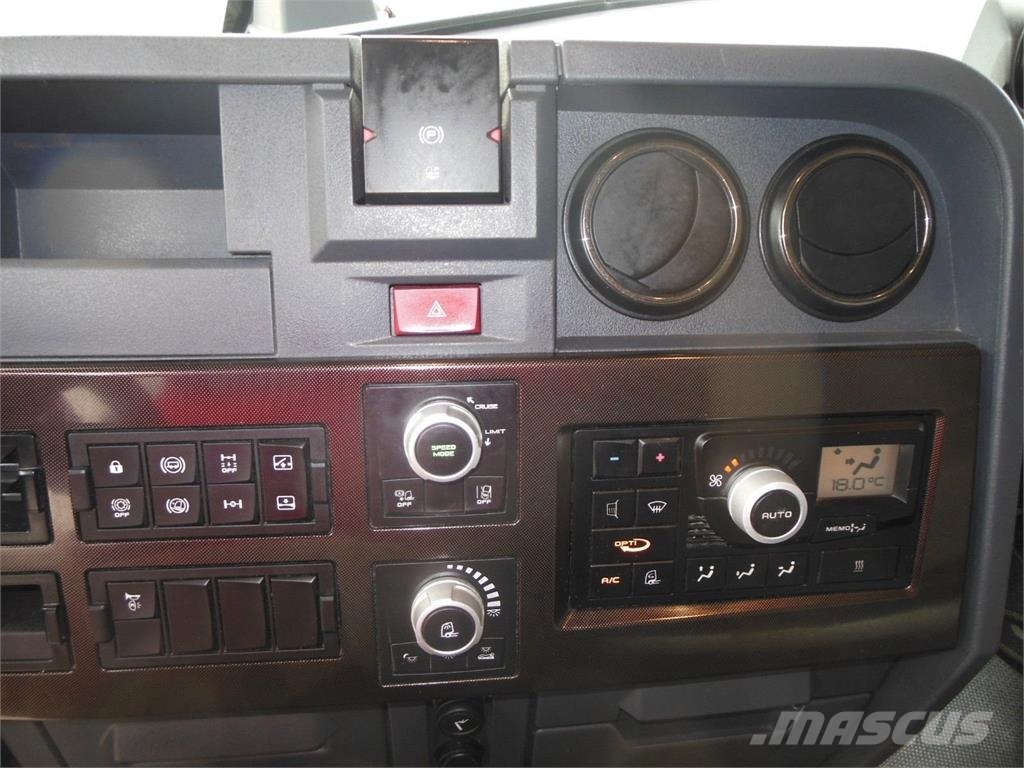 Renault T520 COMFORT, LOWDECK, TOP STAND وحدات الجر