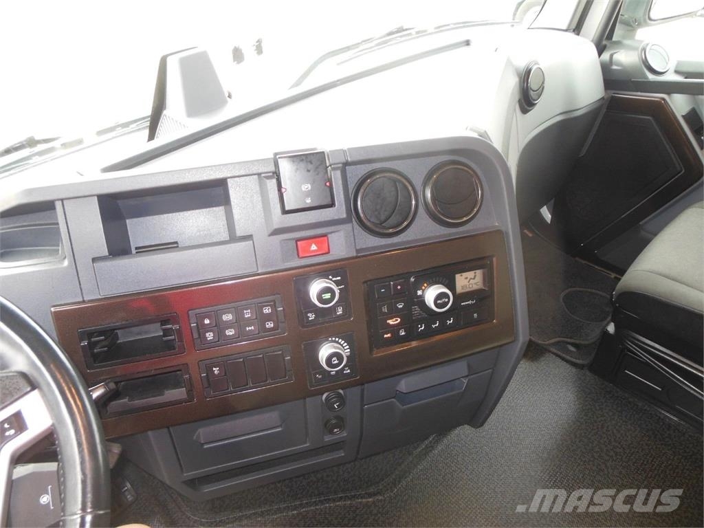 Renault T520 COMFORT, LOWDECK, TOP STAND وحدات الجر
