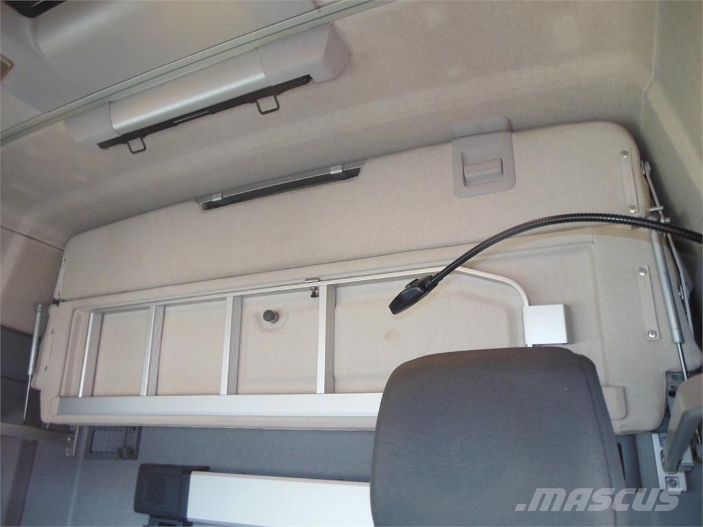 Renault T520 COMFORT, LOWDECK, TOP STAND وحدات الجر
