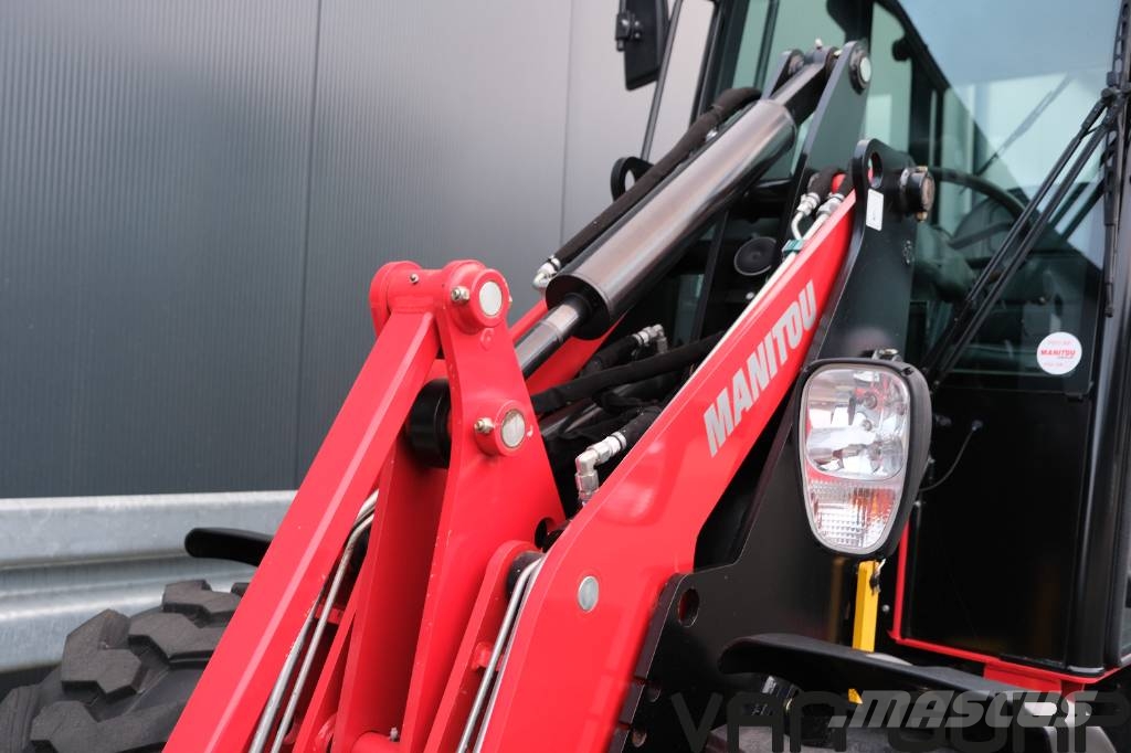 Manitou MLA3-35H Колесни товарачи