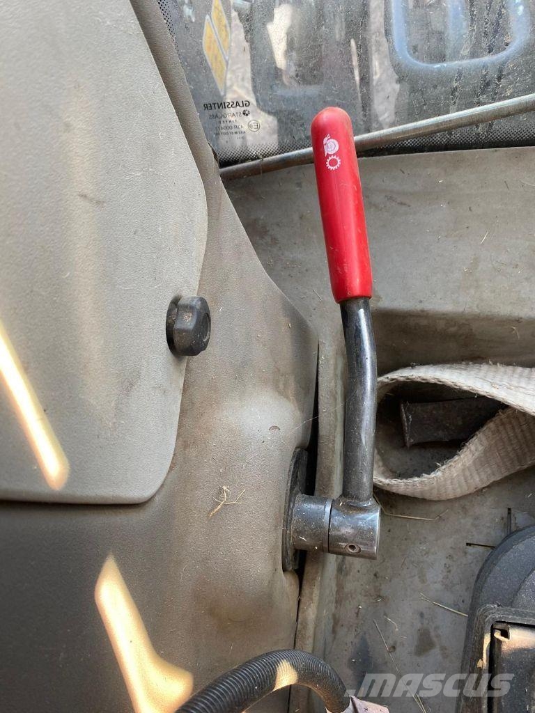 Deutz-Fahr Agrotron 6180 C-Shift Traktoriai
