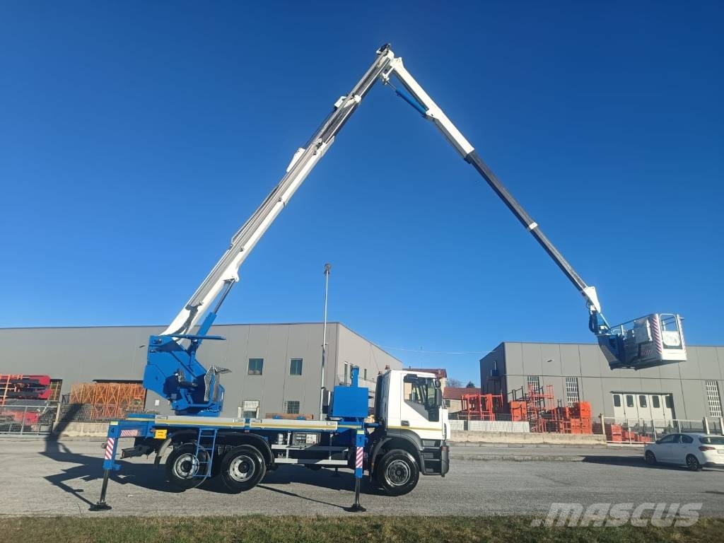 Oil & Steel Eagle 3526 Съчленени стрелови подемници