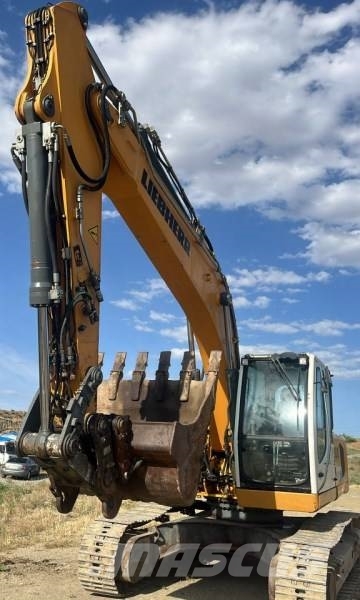 Liebherr R 906 LC Crawler excavators