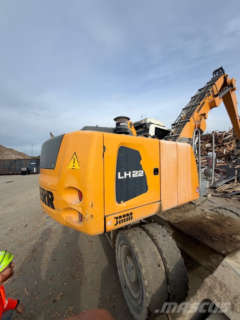 Liebherr LH 22 M Bageri za manipuliranje materijalom / otpadom