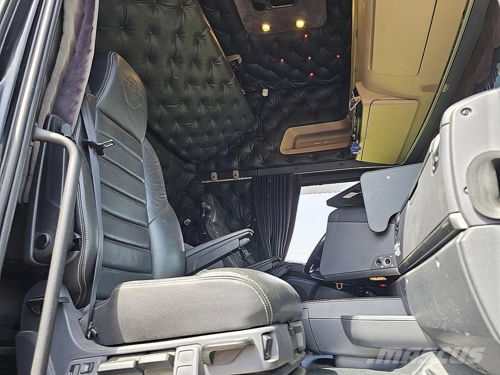 Scania R580 V8 6X2 LEATHER RET. Prime Movers