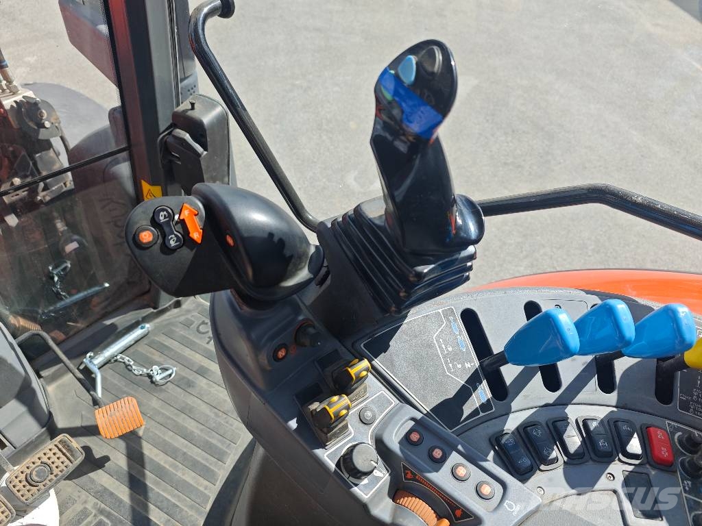Kubota M 7-133 STANDARD Tractors
