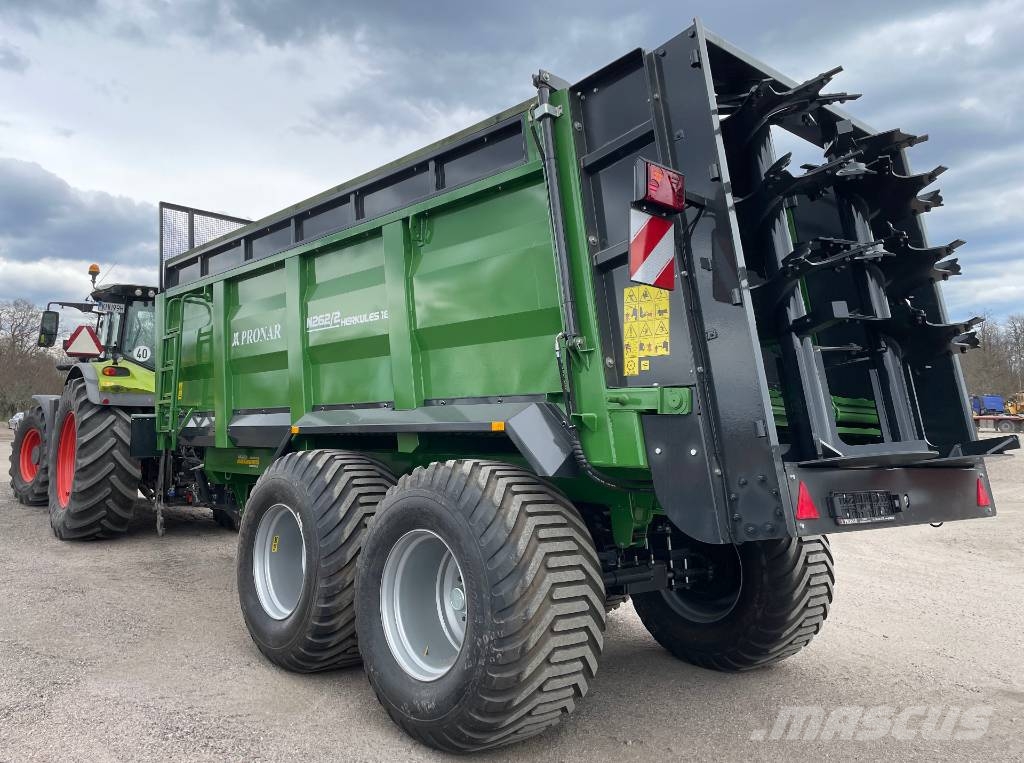 Pronar N 262/1 Fastgödselspridare 14 ton Mestverspreider
