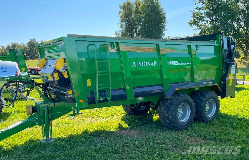 Pronar N 262/1 Fastgödselspridare 14 ton Mestverspreider