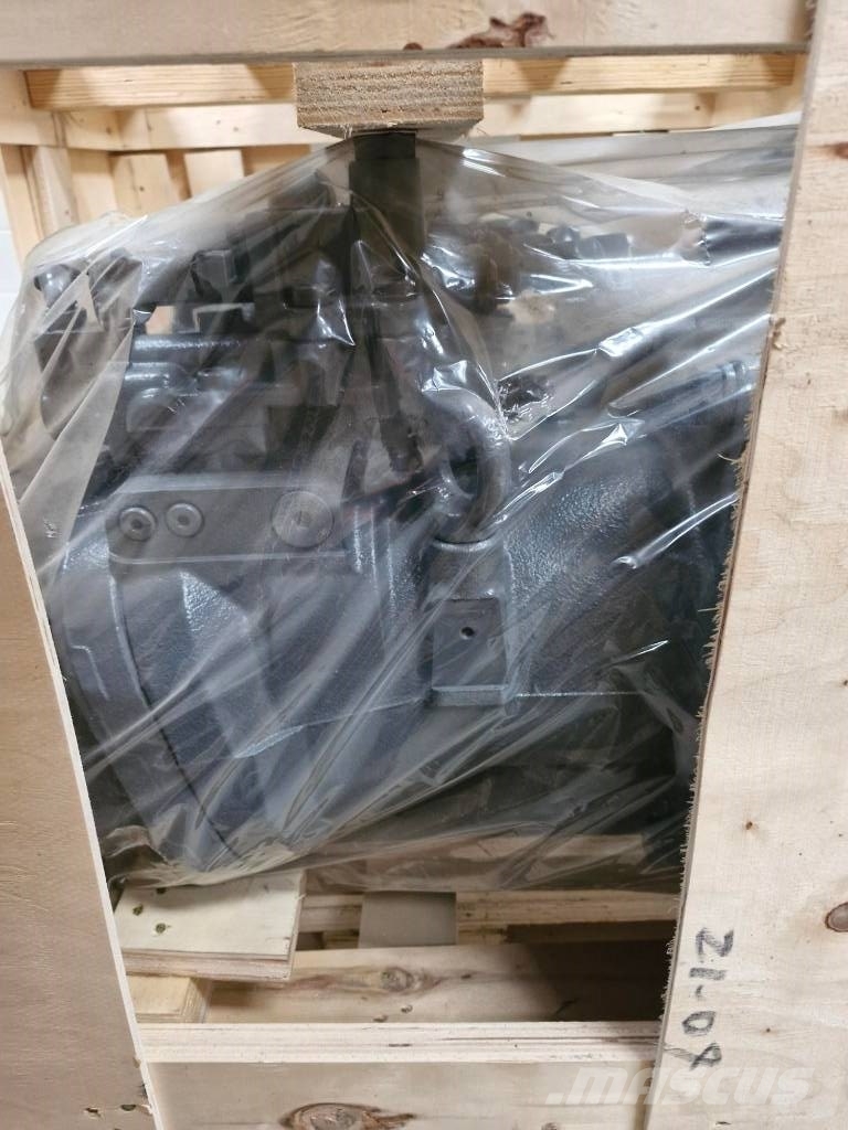 Hitachi YB60001423 POMPE HYDRAULIQUE Hydraulik