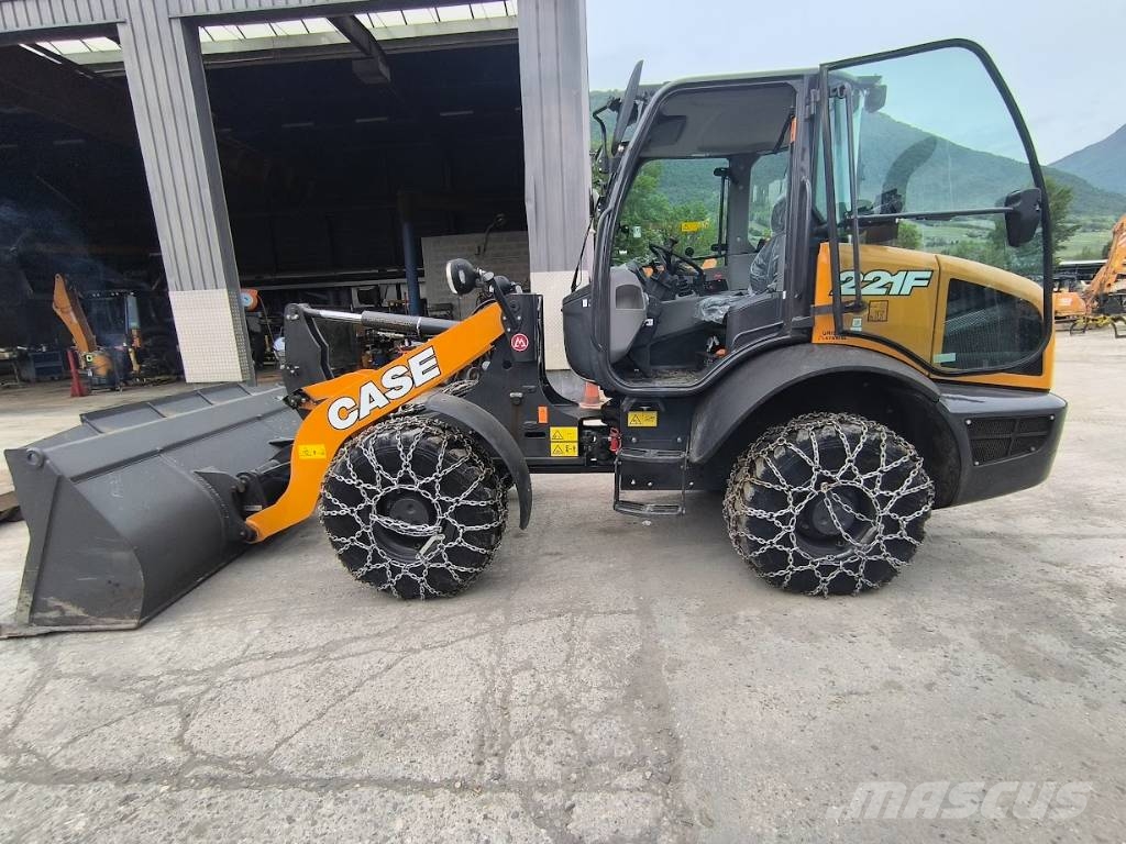 CASE 221 F Skid steer loaders