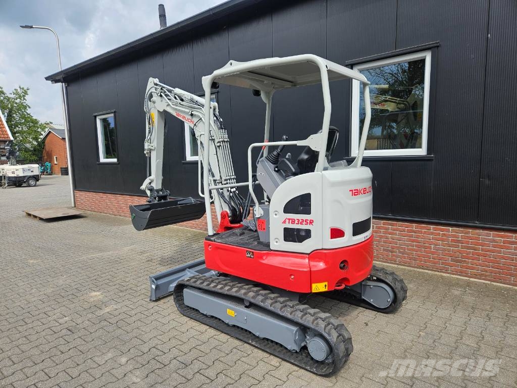 Takeuchi TB 325 R Mini ekskavatoriai < 7 t