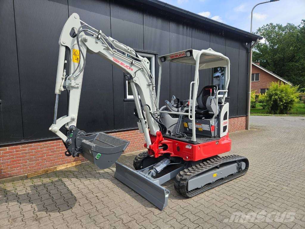 Takeuchi TB 325 R Mini ekskavatoriai < 7 t