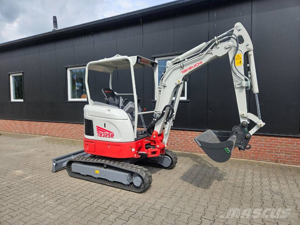 Takeuchi TB 325 R Mini ekskavatoriai < 7 t