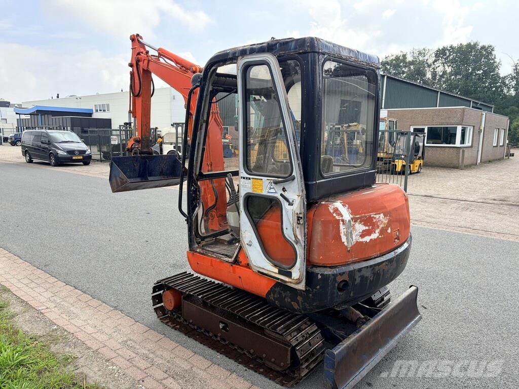 Hitachi ex 22 Minikaivukoneet < 7t