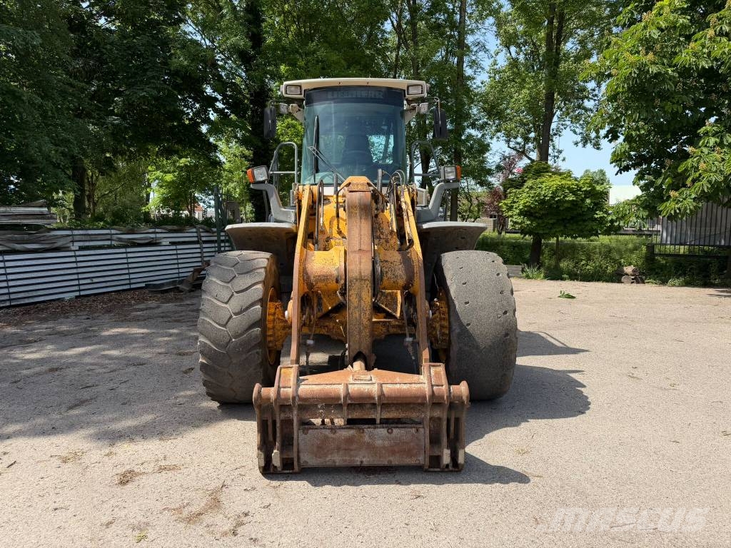 Liebherr L 544 Колесни товарачи