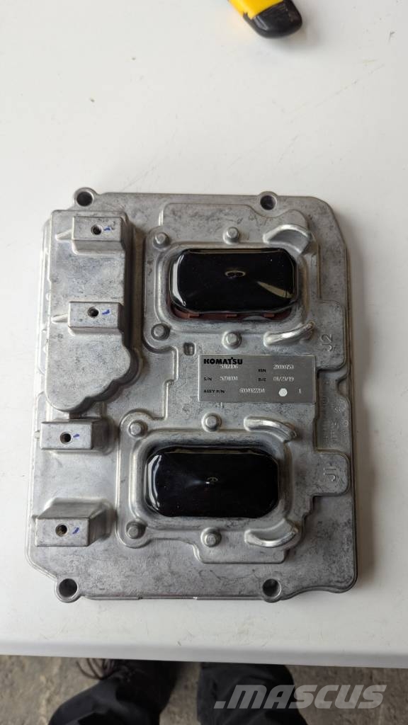 Komatsu CONTROLLER ASS' 600-492-2204 Ηλεκτρονικά