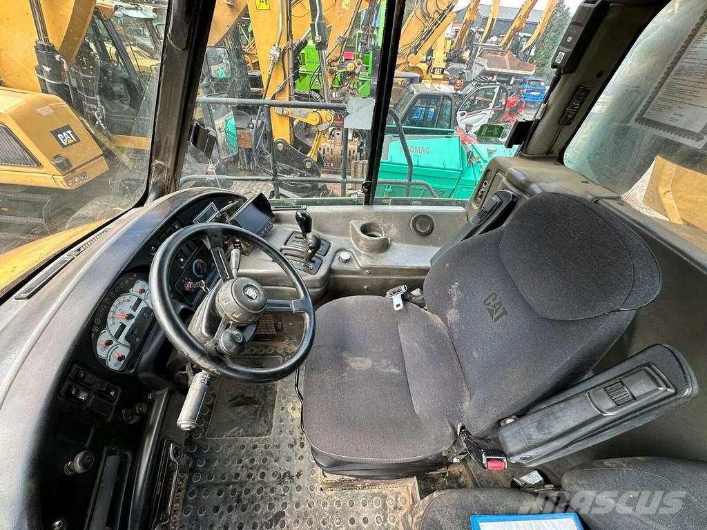 CAT 730 Karjeriniai savivarčiai